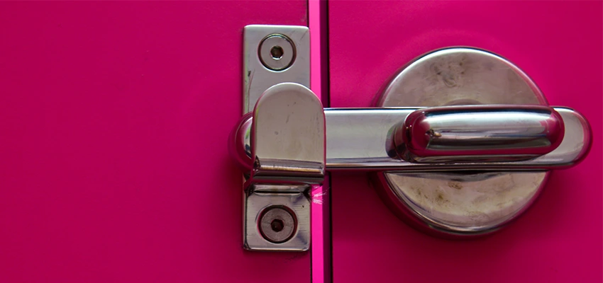 Childproof Gate Lock in Tustin, California
