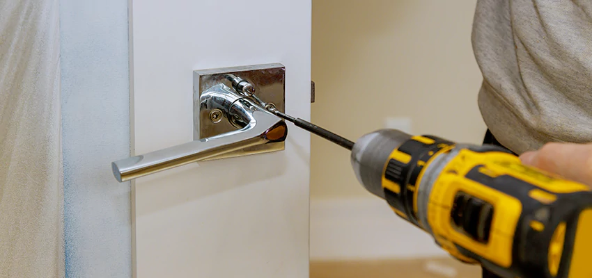 After-hours Locksmith  For Lock Troubleshooting in Tustin, California
