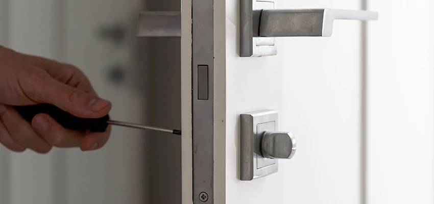 Key Programming Locksmith Open Now in Tustin, California